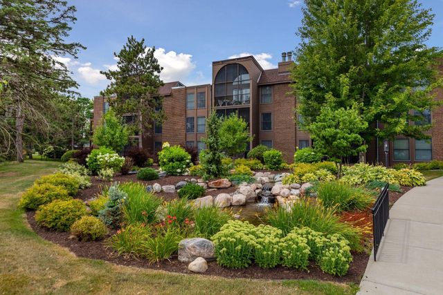 9700 Portland Avenue S 223, Bloomington, MN 55420