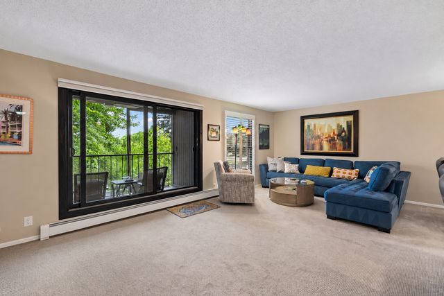 9700 Portland Avenue S 223, Bloomington, MN 55420