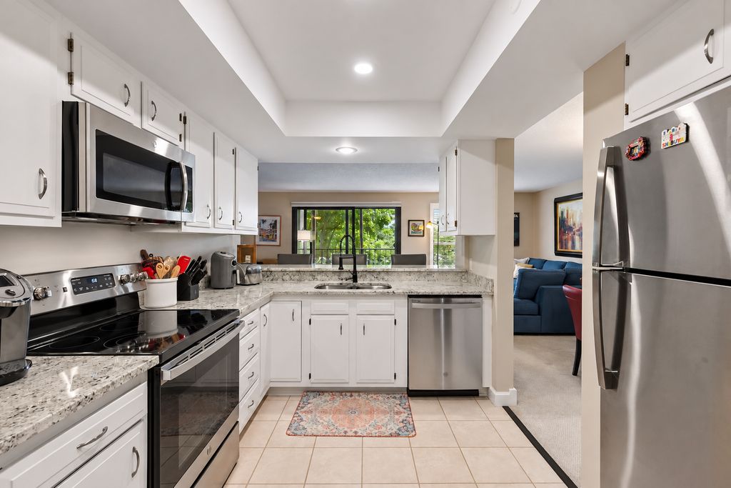 9700 Portland Avenue S 223, Bloomington, MN 55420 — exterior