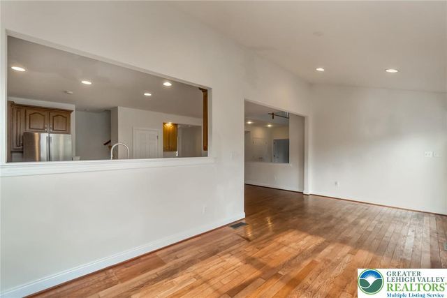 4178 Rexford Drive, Bethlehem Twp, PA 18020