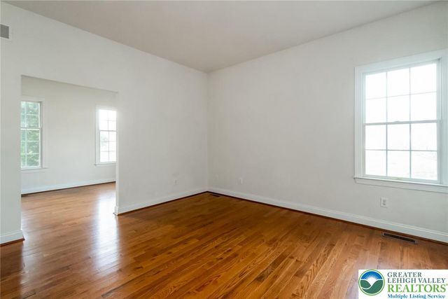 4178 Rexford Drive, Bethlehem Twp, PA 18020