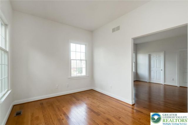 4178 Rexford Drive, Bethlehem Twp, PA 18020