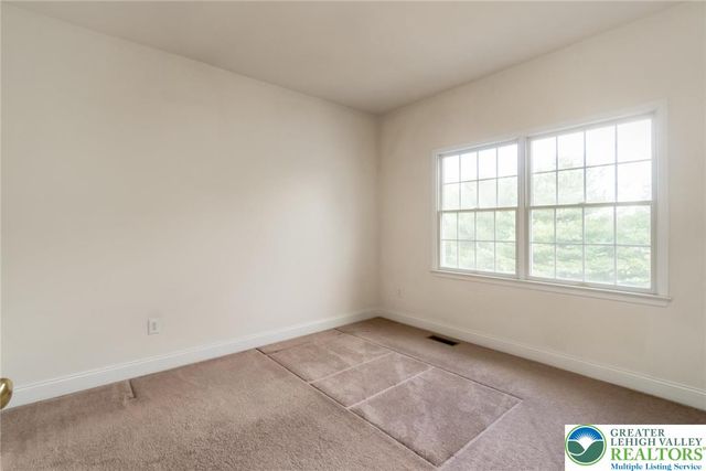 4178 Rexford Drive, Bethlehem Twp, PA 18020