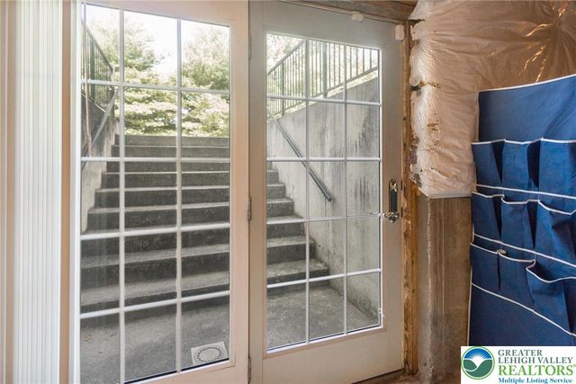 4178 Rexford Drive, Bethlehem Twp, PA 18020