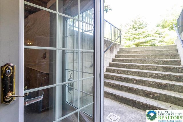 4178 Rexford Drive, Bethlehem Twp, PA 18020