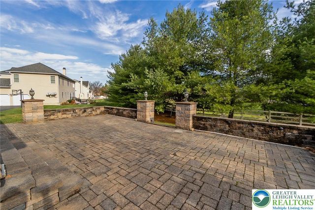 4178 Rexford Drive, Bethlehem Twp, PA 18020