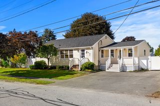 36 Macarthur Blvd, Danvers, MA 01923