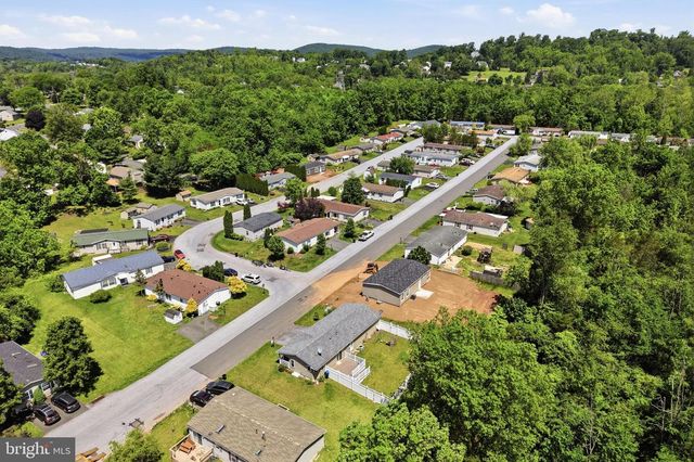 134 HEISTER RD, Birdsboro, PA 19508