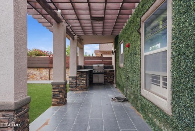 3709 LOMA ESTEBAN Drive, El Paso, TX 79938