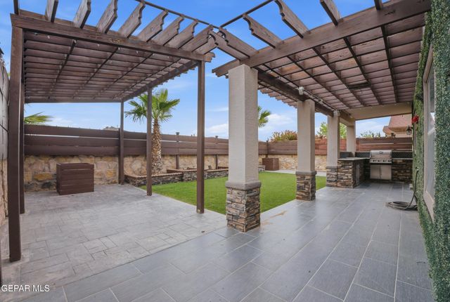 3709 LOMA ESTEBAN Drive, El Paso, TX 79938
