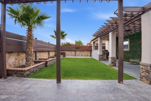 3709 LOMA ESTEBAN Drive, El Paso, TX 79938