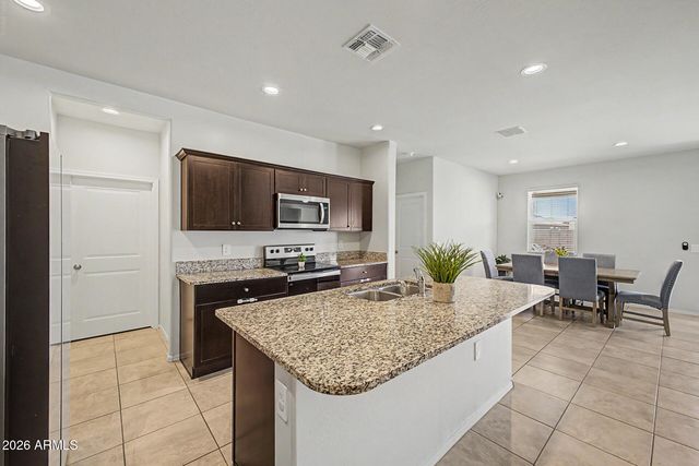 3985 S SEXSON Drive, Buckeye, AZ 85326