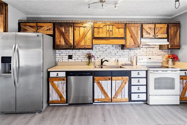 6261 Stoney Point Loop, Fayetteville, NC 28306