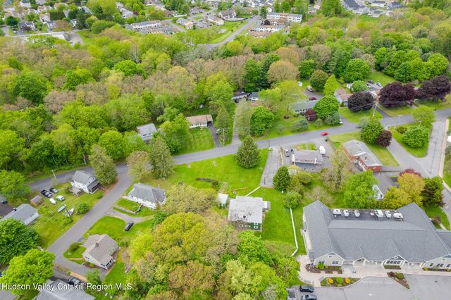 25 Phillips Avenue, Highland, NY 12528
