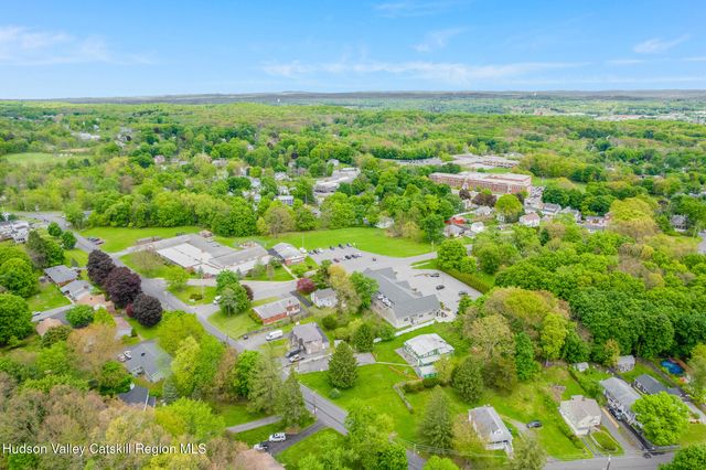 25 Phillips Avenue, Highland, NY 12528