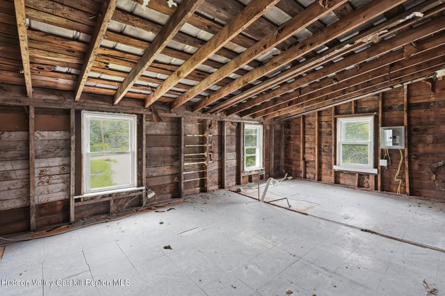 25 Phillips Avenue, Highland, NY 12528