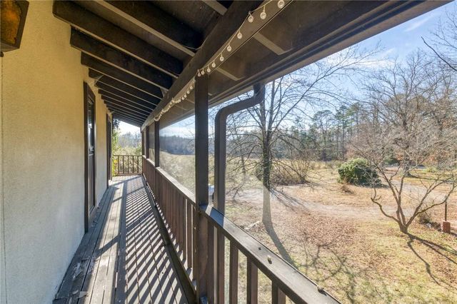8650 Highlands Highway, Mountain Rest, SC 29664
