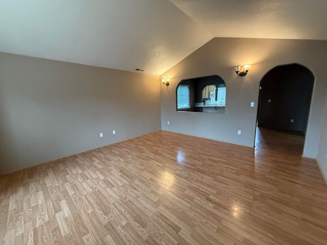 1629 Husker Butte Lane, Medford, OR 97504