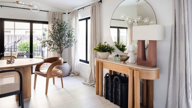 5790 SW 88th Ave, Cooper City, FL 33328