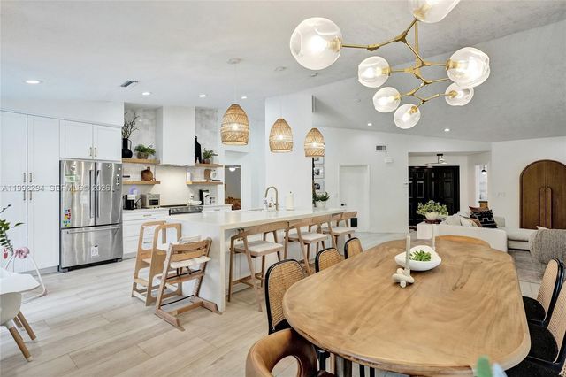 5790 SW 88th Ave, Cooper City, FL 33328