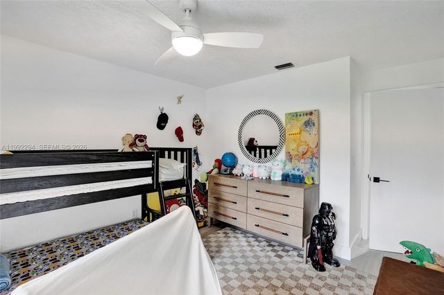 5790 SW 88th Ave, Cooper City, FL 33328