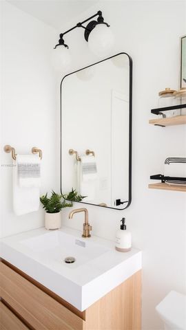 5790 SW 88th Ave, Cooper City, FL 33328