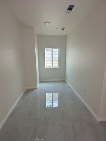 2411 E 113th, Los Angeles, CA 90059