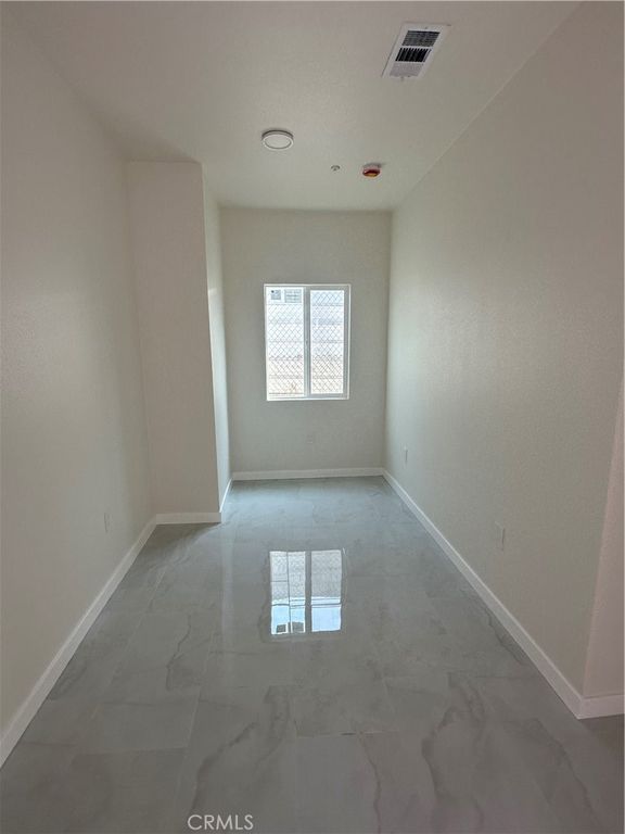 Image 12 of property listing at 2411 E 113th, Los Angeles, CA 90059