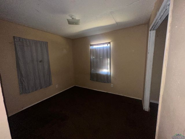 1002,1003 Harris Street, Atlanta, TX 75551