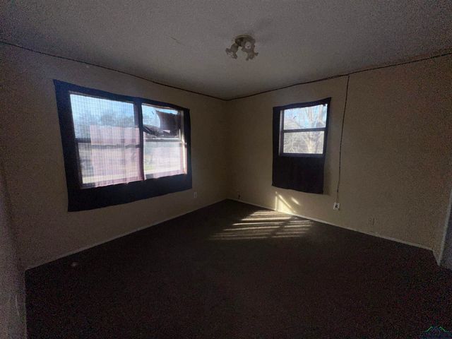 1002,1003 Harris Street, Atlanta, TX 75551