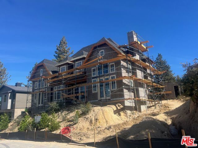 188 Mill Pond Road, Lake Arrowhead, CA 92352