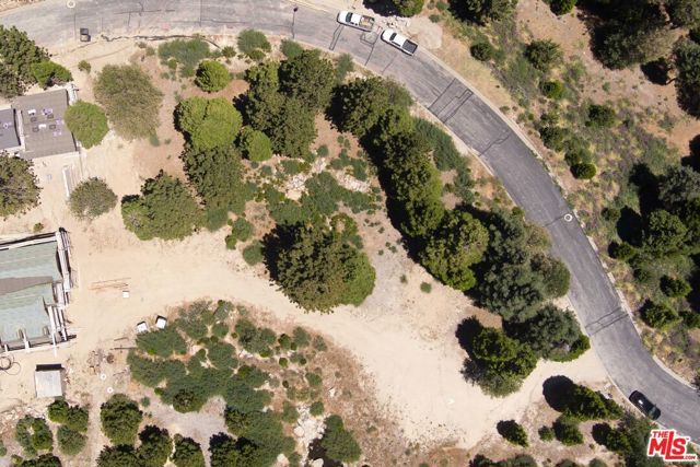 188 Mill Pond Road, Lake Arrowhead, CA 92352
