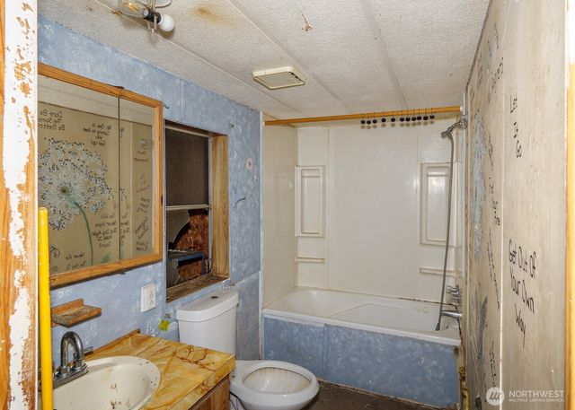 130 Pinto Lane, Brinnon, WA 98320