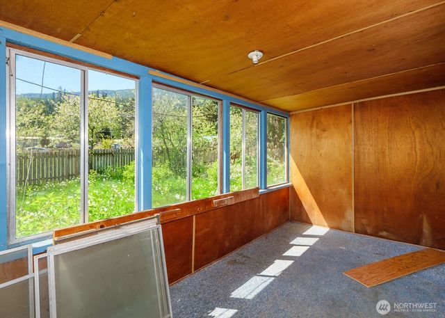 130 Pinto Lane, Brinnon, WA 98320