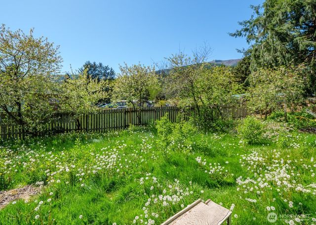 130 Pinto Lane, Brinnon, WA 98320