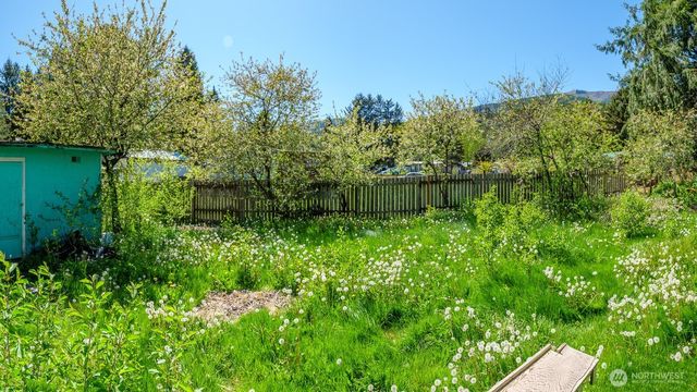 130 Pinto Lane, Brinnon, WA 98320