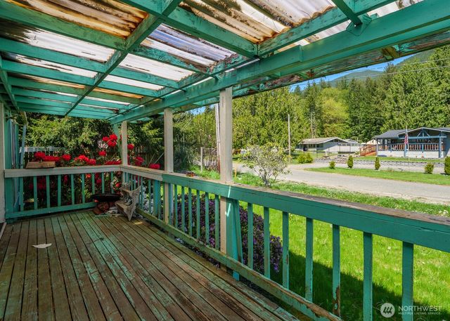 130 Pinto Lane, Brinnon, WA 98320