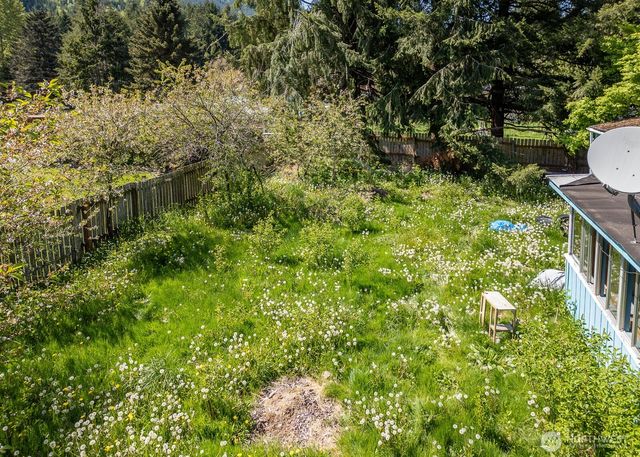 130 Pinto Lane, Brinnon, WA 98320