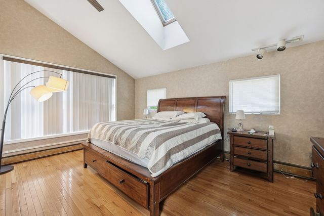 6 Harrington Way, Worcester, MA 01604