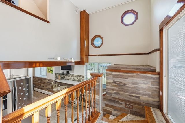 6 Harrington Way, Worcester, MA 01604