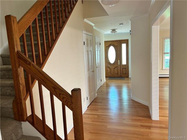 45 Holland Street, Harrison, NY 10528