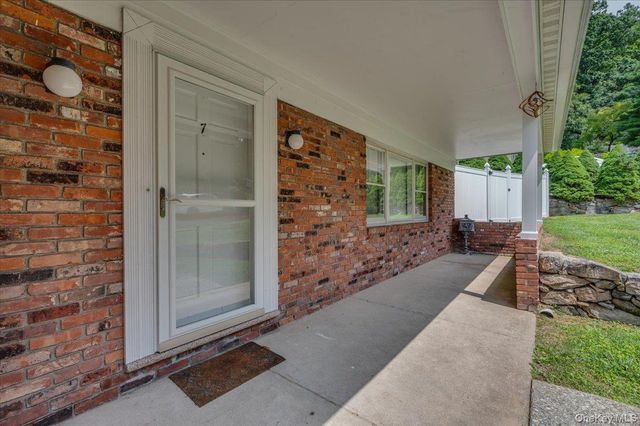 7 Shaw Lane, Irvington, NY 10533