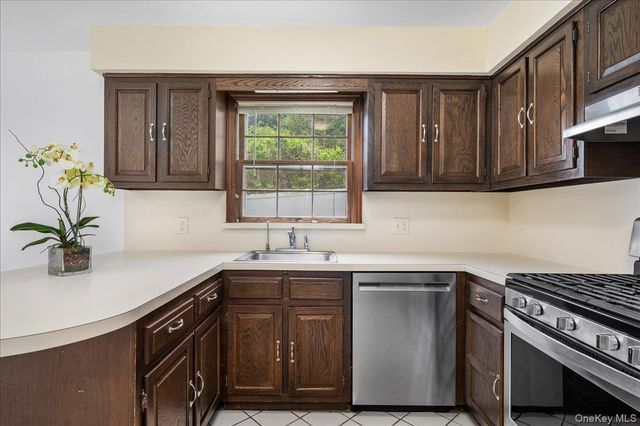 7 Shaw Lane, Irvington, NY 10533