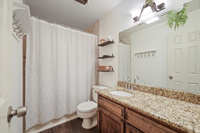 2917 Highgate Lane, Bedford, TX 76021