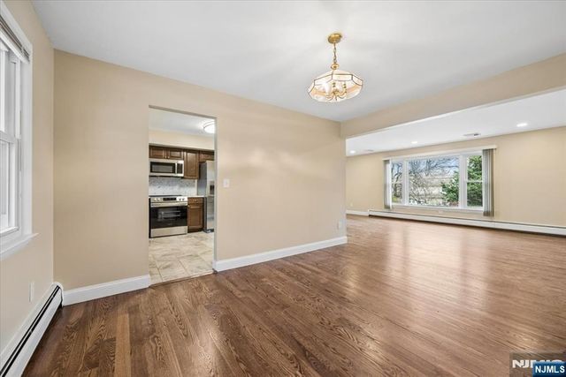 61 N Hillside Avenue, Roxbury Township, NJ 07876