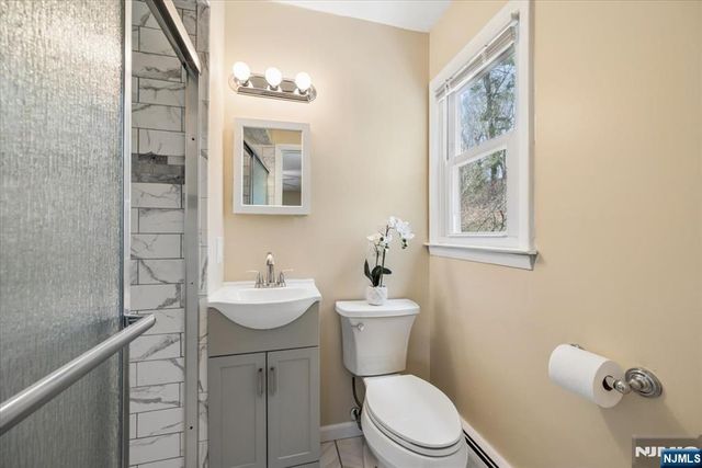 61 N Hillside Avenue, Roxbury Township, NJ 07876