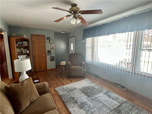 315 E Grant Avenue, Eau Claire, WI 54701