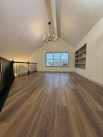 36230 N Old Creek Court, Gurnee, IL 60031