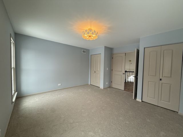 36230 N Old Creek Court, Gurnee, IL 60031