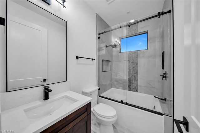 1607 NE 23rd ST, Cape Coral, FL 33909